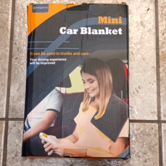 Car Heated Mini blanket New in Box - Picture 4 of 16